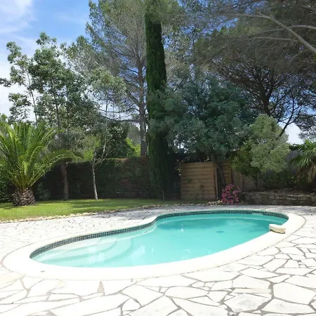 Les Hibiscus Saint-Raphaël